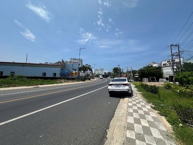 Siêu Lô 2 Mặt Tiền 8794m2 Lý Thái Tổ Sát Biển 100m, Giá Cực Tốt