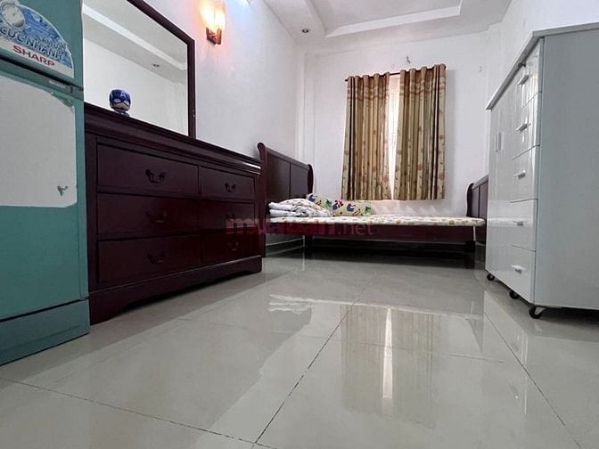 Cho thuê phòng 19m2 VIP Đinh Tiên Hoàng, P1, BT