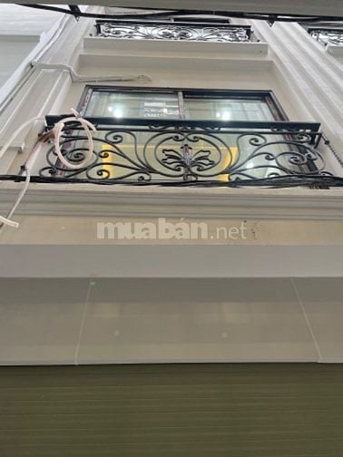 CC cho thuê nhà 5T 35m2 mới 3pn , nhà mới đủ đồ cơ bản 