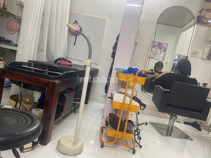 Cần sang tiệm tóc nữ hẻm Nguyễn Văn Lượng, P.7, Gò Vấp, 4x10m có gác