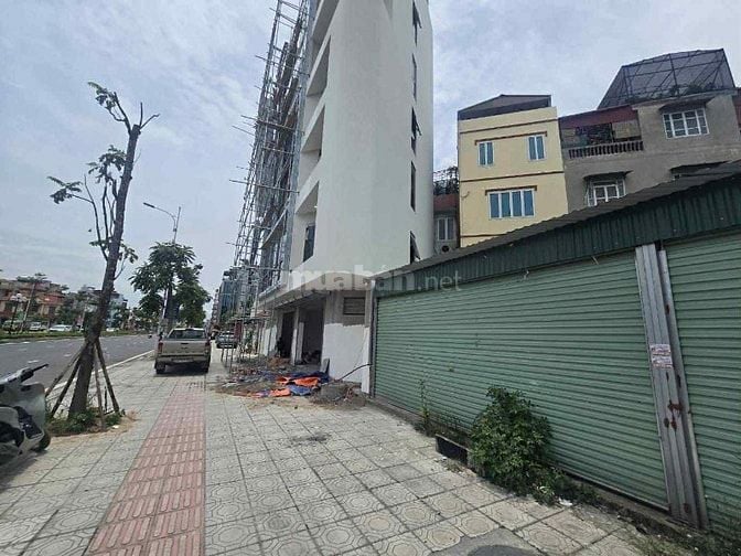 ĐẤT MẶT PHỐ HỒNG TIẾN - MẶT TIỀN 16.8 - TÒA NHÀ VĂN PHÒNG - KINH DOANH