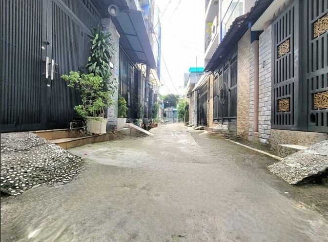 Bán nhà HXH 5m Đô Đốc Long, 4x20m, cấp 4, giá 7,5 tỷ