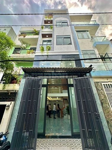 NHÀ BÌNH TÂN (4M x 13,5M) NGAY LÊ VĂN QUỚI, NGÃ TƯ BỐN XÃ. HƯỚNG ĐÔNG