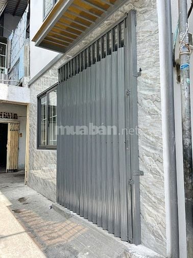 Nhà góc mới xây 3 tầng sát đường Nguyễn Duy P12Q8. Giá: 3.6 tỷ TL