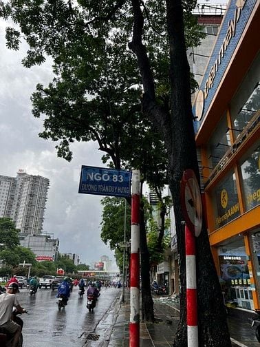 Bán nhà ngõ 83 Trần Duy Hưng, Trung Hoà Cầu Giấy 