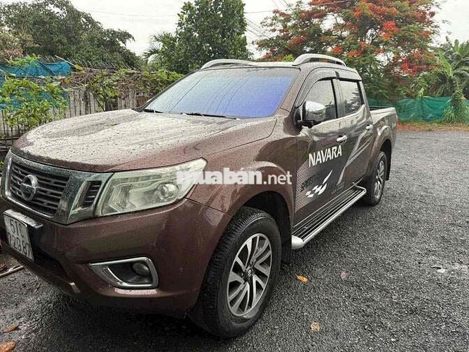 Nissan Navara 2015 NP300 VL 4x4 AT - 92000 km
