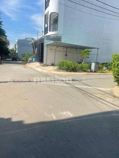 Bán Nền Đất 2 Mặt Tiền Kinh Doanh Cạnh Chợ Long Trường 5,25 TỶ