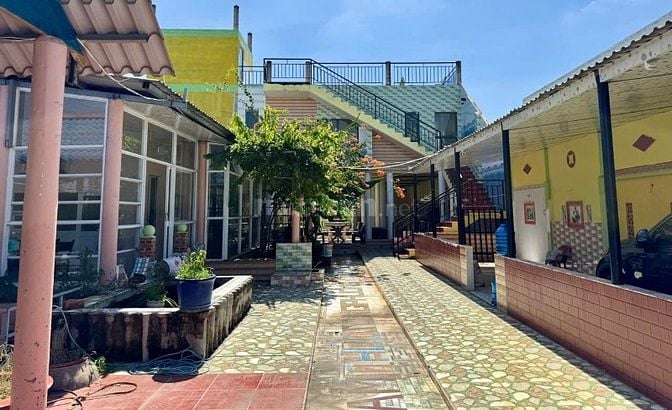 CHÍNH CHỦ CẦN BÁN NHÀ - ĐẤT ĐỂ ĐI ĐỊNH CƯ NƯỚC NGOÀI TẠI XÃ TÂN LÂN - 
