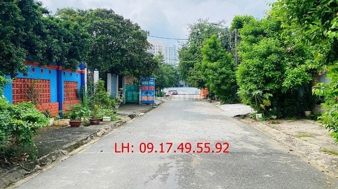 Đất nền KDC 10 mẫu, dt từ 100 đến 300m2.