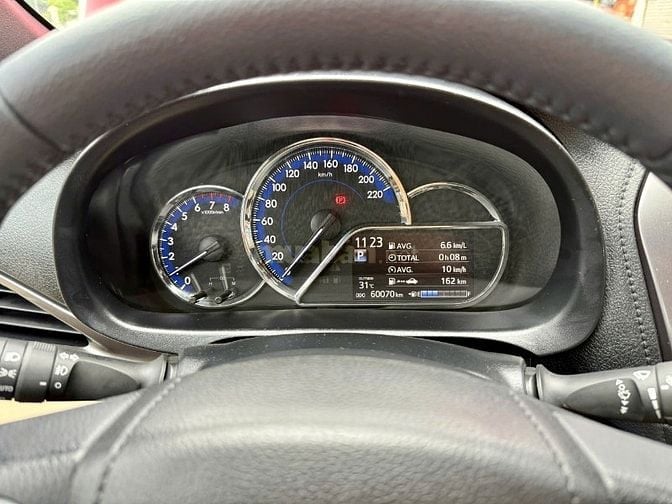 TOYOTA YARIS MÀU ĐỎ SX 2020 PHOM 2021 