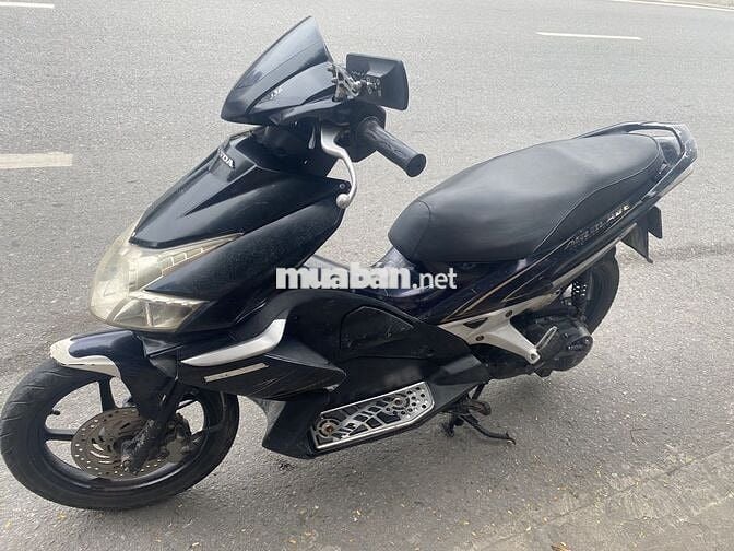 Airblade còn tốt giá rẻ ạ