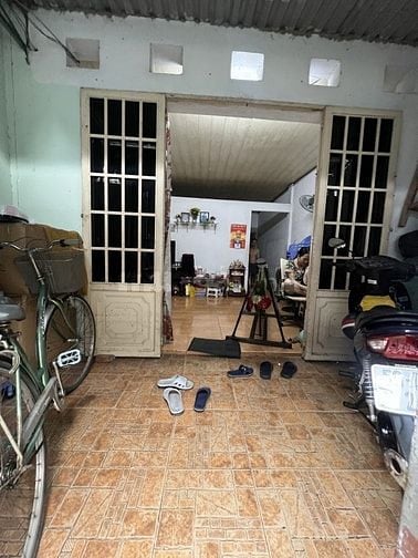 CHỦ GẤP BÁN SÁT MẶT TIỀN - Tân QUÝ - Tân phú - dt 4 x 12m giá 4.x tỷ