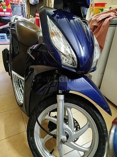 Bán xe Honda Vision màu xanh đời 2018, biển số TP 