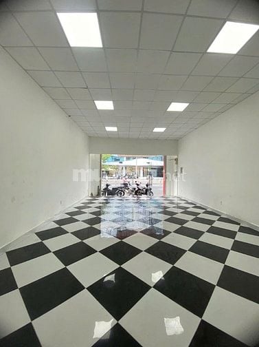  Bán nhà phố trung tâm Quận 1, 125m², phù hợp đầu tư dài hạn