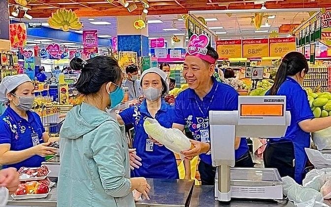 Dịp hè tuyển gấp nhân viên thu ngân kiêm trực quầy làm tại siêu thị