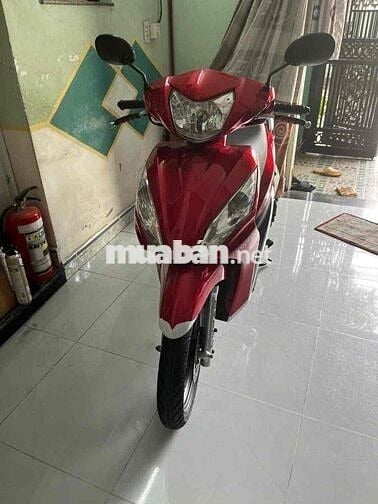 Honda vision màu đỏ-đen-bạc xe chính chủ số Tphcm