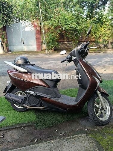 Xe honda lead như mới, xe rin rất ít dùng