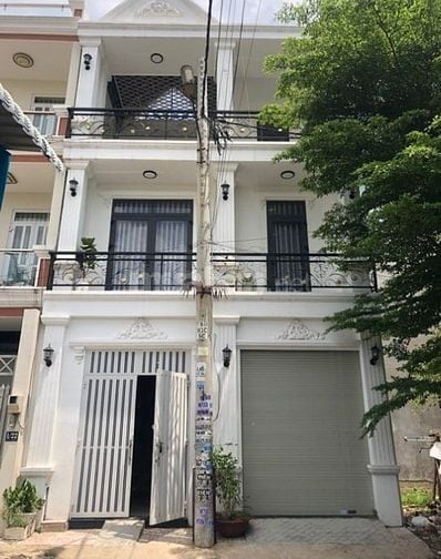 BÁN NHÀ BIỆT THỰ NỘI THẤT ĐẸP – Ô TÔ NGỦ TRONG NHÀ – HIỆP BÌNH PHƯỚC, 