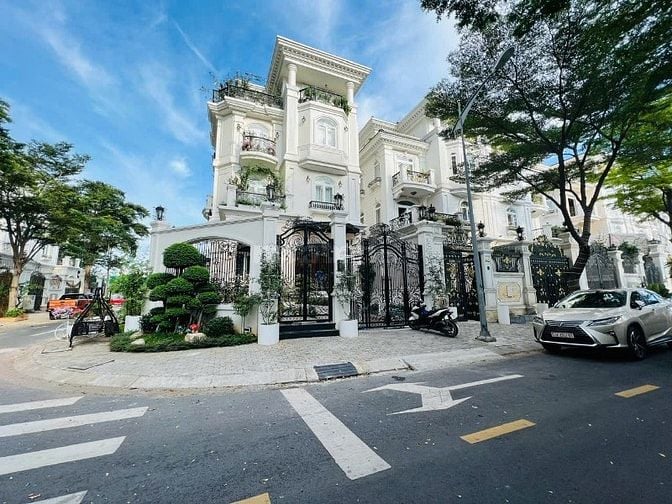 Biệt thự Cityland Reverside quận 7. Khu đẳng cấp. 10*22 hầm, TM. 42 tỷ