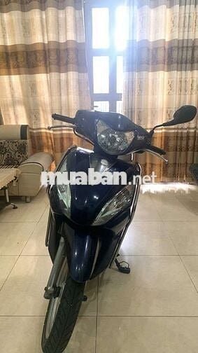 Cần bán xe vision 2015