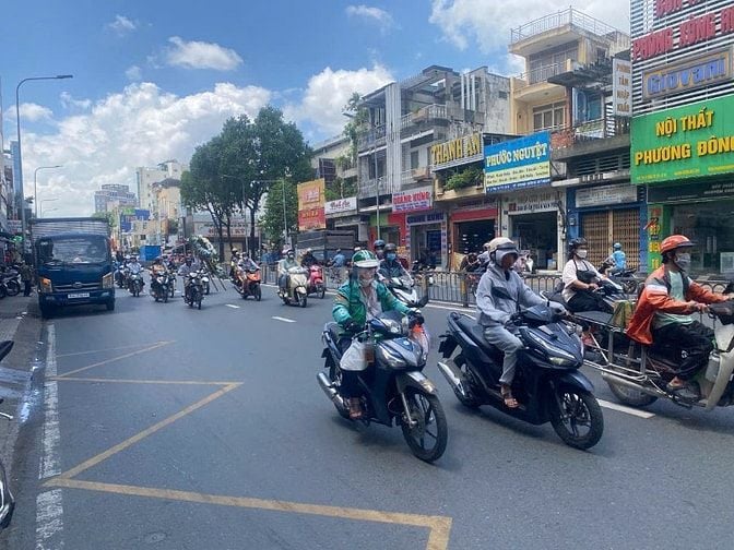 C/C bán Nhà MT Lý Thái Tổ, 4 tầng, 87m2, 29.5 tỷ
