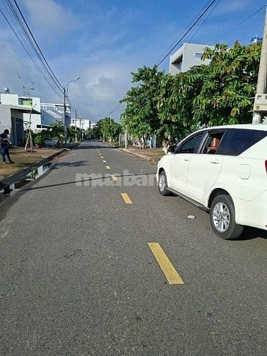 Bán lô đất Đường số 2 khu phố cầu xây thị trấn Thủ Thừa Tỉnh Long An