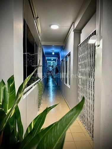 CC III Bùi Minh Trực, P5, Q8, Căn góc 2pn 56,9m2 shr 2 ban công 