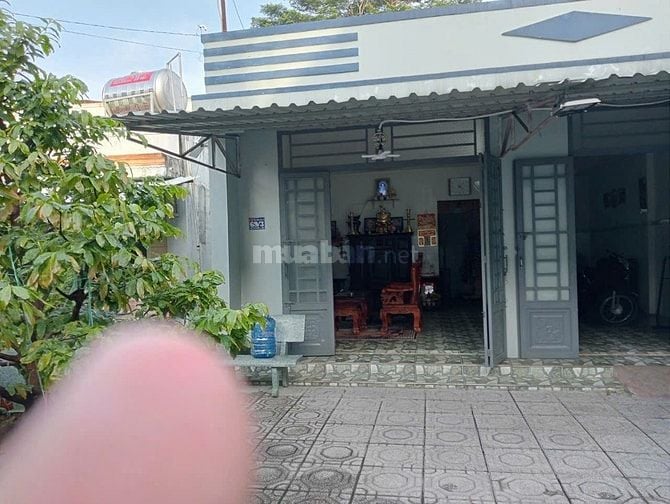 Cần Bán Gấp Nhà Cấp 4 Nở Hậu – Xe Hơi Vào Tận Sân – Giá Cực Tốt Tại