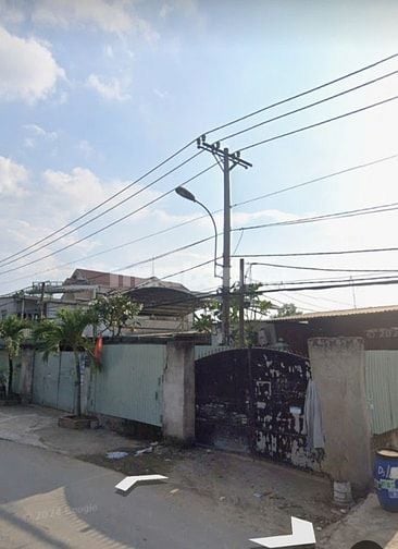 Đi nước ngoài cần bán gấp - Nhà kho mặt tiền đường Vườn Thơm