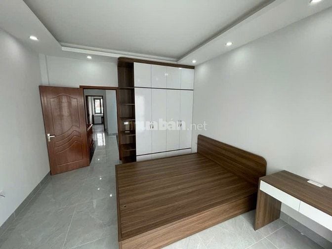 Cần bán gấp nhà 4 tầng Sát chợ Tình Lam, Đại Thành Quốc Oai