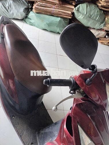 Nhà còn dư xe cho nên cần bán để lại anh em nào