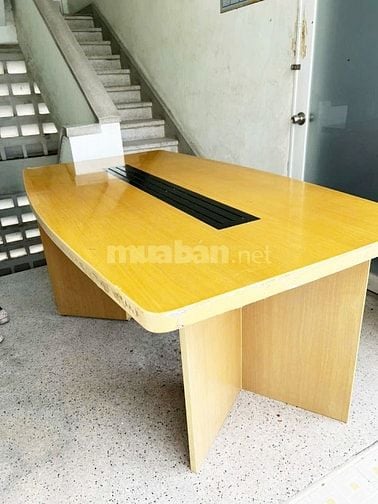 Thanh lý bàn họp gỗ công nghiệp