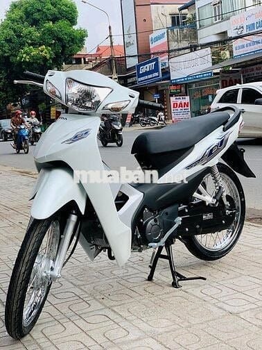 Cần bán wave alpha 2023 trắng