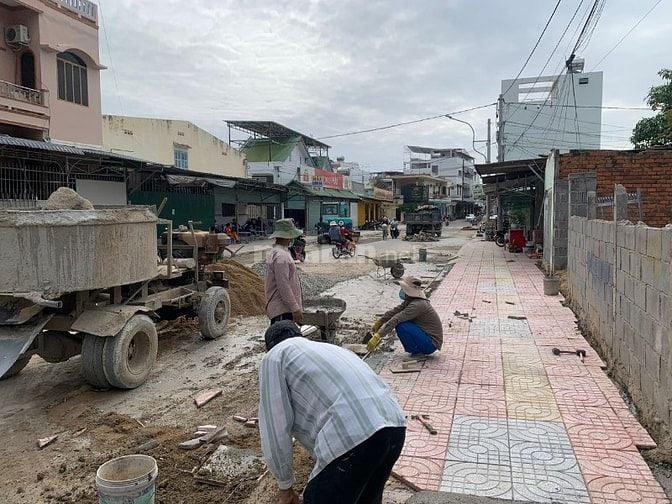 Lô vip 2 mặt tiền trung tâm thành phố Cam Ranh