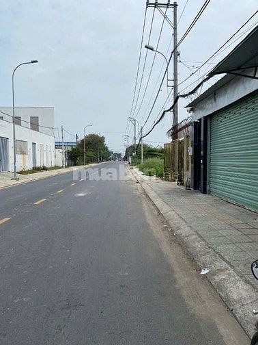 Cách 30m MT Bùi thị Lùng, full thổ, hướng Nam, kế chợ Hóc Môn, rất đẹp