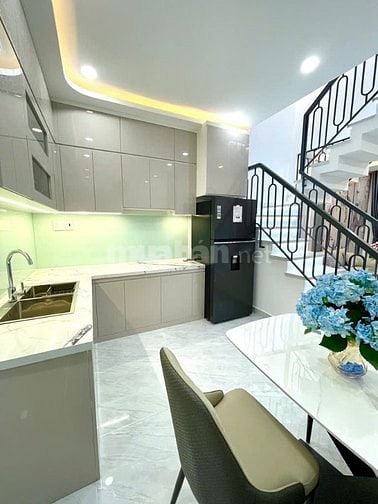 Xoay vốn KD bán gấp nhà 1T1L Nguyễn Thiện Thuật Q3 52m2 SHR