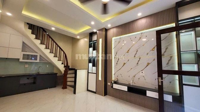 BÁN NHÀ - ĐỐNG ĐA - 70M RA PHỐ - DT 27M2 X 3 TẦNG - GIÁ HƠN 6 TỶ 
