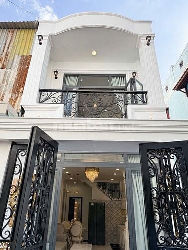 Giáp Q1,Hẻm Vũ Tùng,Nhà Mới,2 Tầng,3PN,Gần Chợ,Bệnh Viện,Trường Học 