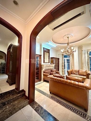 BÁN NHÀ RIÊNG LÔ GÓC NGÕ 84 TRẦN THÁI TÔNG, QUẬN CẦU GIẤY HÀ NỘI