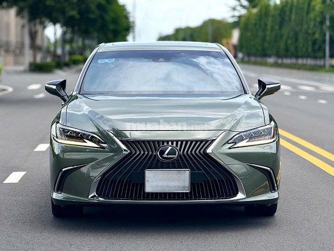 🆕 LEXUS ES250 ( Xanh rêu / nâu ) • Sản xuất : 12.2021  • Odo 44.567km