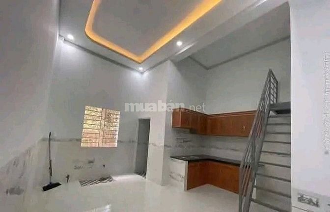BÁN NHÀ GẤP CHUYỂN CƯ RA BẮC, NHÀ T.T TÂN TÚC, Bình Chánh.