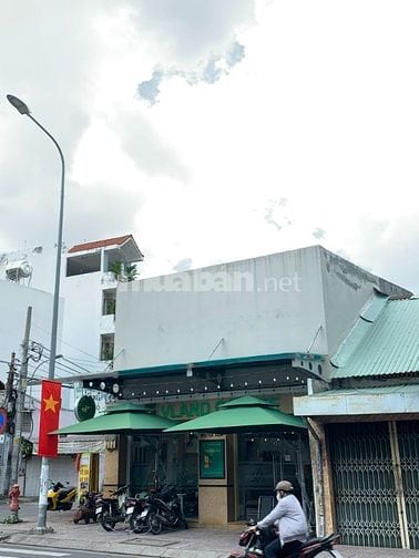 Nhà mặt đường Nguyễn Kiệm, trung tâm Phú Nhuận, phù hợp kinh doanh