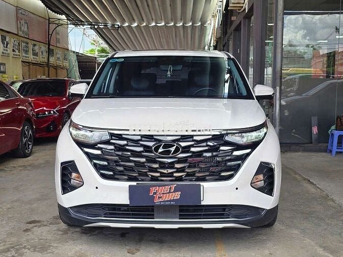 Hyundai Custin 2023 Đặc Biệt 1.5 Turbo, màu trắng
