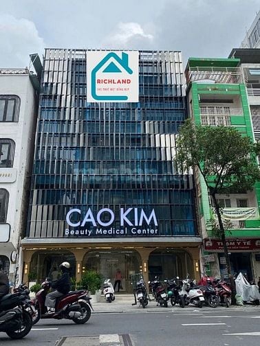 Cho Thuê Nhà Nhà Mặt Tiền: 221-223-225 Lý Tự Trọng,Q1_DT:11.5m x 20m