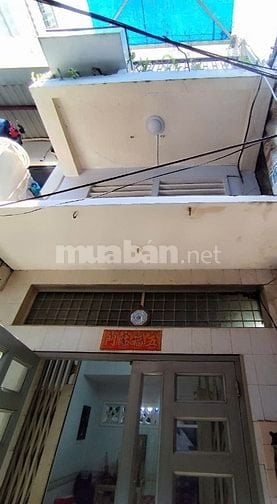Bán Nhà 3 Tầng 3 Phòng Ngủ dtsd 36m2 nở hậu P1 Q6 giá chỉ 2.58 tỷ SHR