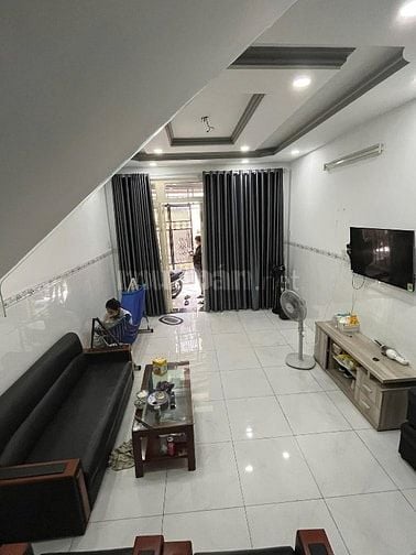 🔥 BÁN NHÀ GIÁ TỐT QUẬN TÂN BÌNH – VỊ TRÍ ĐẸP – Ở NGAY – GIÁ CHỈ 2TỶ30