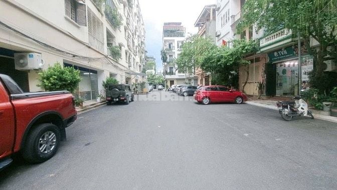 Phân lô Cầu Giấy , ngõ to hơn phố ,hình thửa vuông,pháp lý chuẩn.