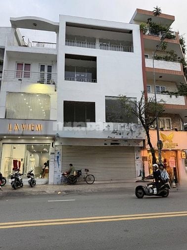 📢 CHO THUÊ NHÀ MẶT TIỀN VÕ VĂN TẦN, Q.3 – 7.5x15m, NỞ HẬU, 3 LẦU 