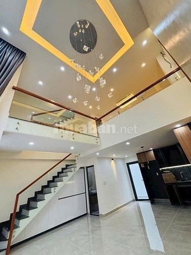 Cần bán gấp Mặt tiền. Phú Thọ Hòa. Trệt  4 lầu .