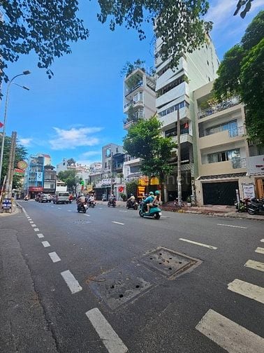 SỞ HỮU NGAY TÒA NHÀ VĂN PHÒNG SIÊU HOT! MT ĐÀO DUY ANH, QUẬN PHÚ NHUẬN